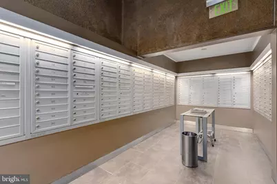 210 Locust Street #10FW, Philadelphia, PA 19106 - Photo 15