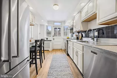 34 Hilltop Road, Philadelphia, PA 19118 - Photo 15