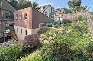 34 Hilltop Rd, Philadelphia, PA 19118 - Photo 39