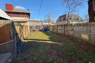 4905 Knorr St, Philadelphia, PA 19135 - Photo 9