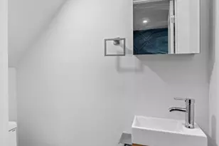 612 S 51st St, Philadelphia, PA 19143 - Photo 9