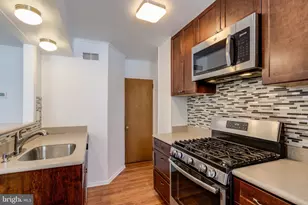 5882 Magdalena St, Philadelphia, PA 19128 - Photo 15