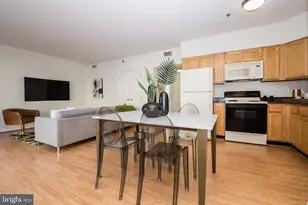 1030 N 2nd St, Philadelphia, PA 19123 - Photo 5