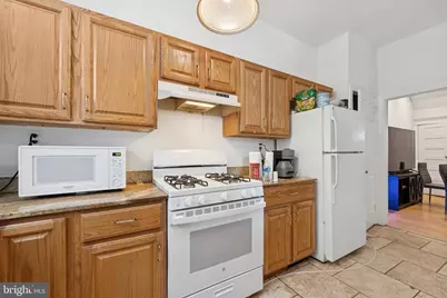 329 N 34th Street, Philadelphia, PA 19104 - Photo 9