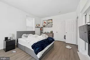 329 N 34th St, Philadelphia, PA 19104 - Photo 11