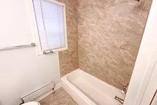 4722 Longshore Ave, Philadelphia, PA 19135 - Photo 5