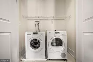 410 S Front St, Philadelphia, PA 19147 - Photo 29