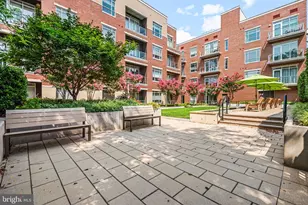 410 S Front St, Philadelphia, PA 19147 - Photo 43