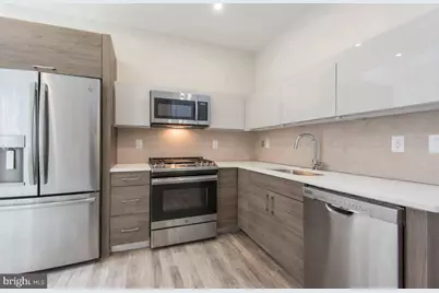 802 Sansom Street #201, Philadelphia, PA 19107 - Photo 3