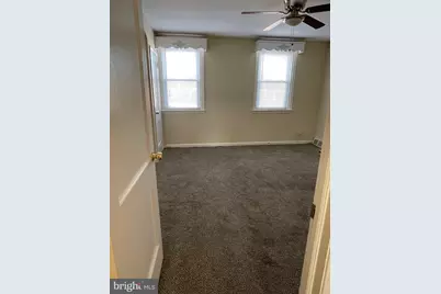 222 W Colonial Street, Philadelphia, PA 19126 - Photo 9