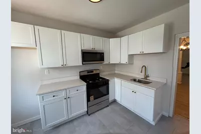 2433 S Millick Street, Philadelphia, PA 19142 - Photo 5