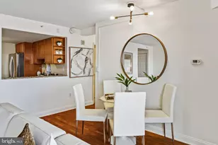 2001 Hamilton St, Philadelphia, PA 19130 - Photo 11