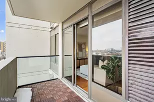 2001 Hamilton St, Philadelphia, PA 19130 - Photo 7