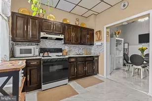 1920 S 16th St, Philadelphia, PA 19145 - Photo 13