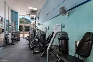 2401 Pennsylvania Ave, Philadelphia, PA 19130 - Photo 31