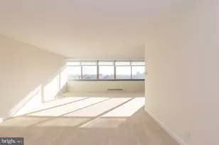 2401 Pennsylvania Ave, Philadelphia, PA 19130 - Photo 21