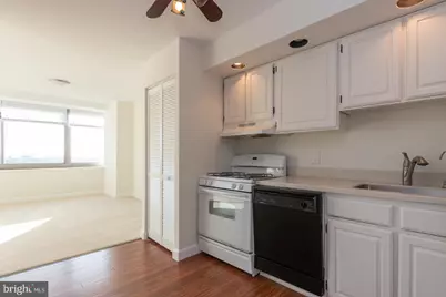 2401 Pennsylvania Avenue #20B27, Philadelphia, PA 19130 - Photo 25