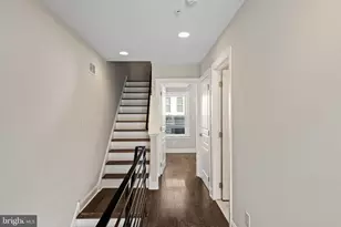 2051 Fernon St, Philadelphia, PA 19145 - Photo 27