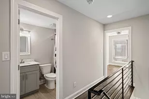 2051 Fernon St, Philadelphia, PA 19145 - Photo 23