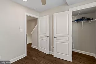 2051 Fernon St, Philadelphia, PA 19145 - Photo 39