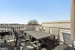 2051 Fernon St, Philadelphia, PA 19145 - Photo 45