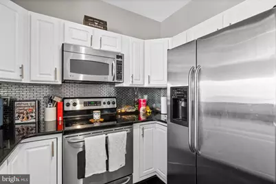 715 Brown Street #B, Philadelphia, PA 19123 - Photo 11