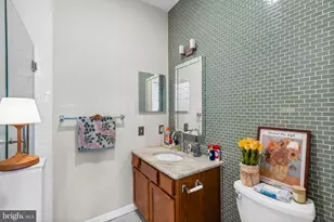 715 Brown St, Philadelphia, PA 19123 - Photo 15