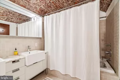 105 S 12th Street #205, Philadelphia, PA 19107 - Photo 21