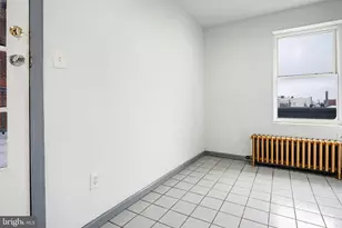 1327 Snyder Ave, Philadelphia, PA 19148 - Photo 3