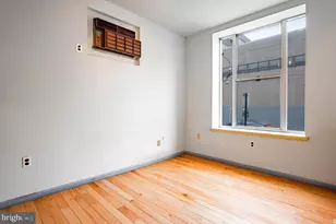 1327 Snyder Ave, Philadelphia, PA 19148 - Photo 13