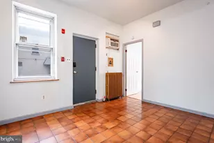 1327 Snyder Ave, Philadelphia, PA 19148 - Photo 3