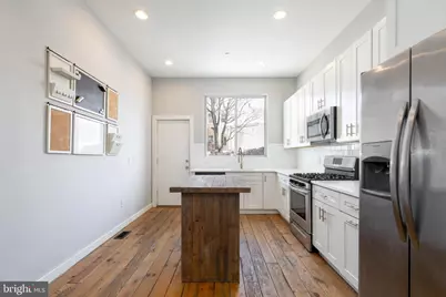 2017 E Hazzard Street, Philadelphia, PA 19125 - Photo 7