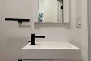 1237 S 27th St, Philadelphia, PA 19146 - Photo 15