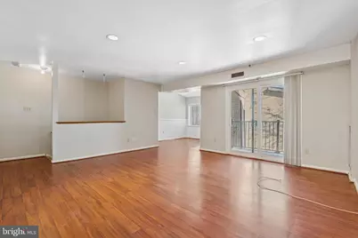 3204 Delaire Landing Road #3204, Philadelphia, PA 19114 - Photo 5