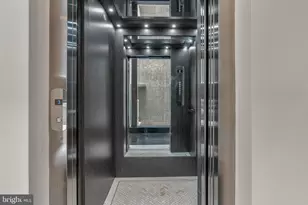 722 N 3rd St, Philadelphia, PA 19123 - Photo 35