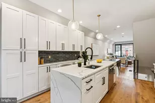 2518 Waverly St, Philadelphia, PA 19146 - Photo 11