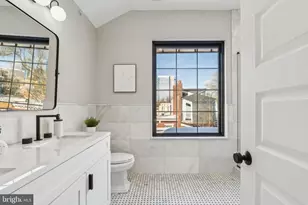 2518 Waverly St, Philadelphia, PA 19146 - Photo 25