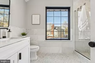 2518 Waverly St, Philadelphia, PA 19146 - Photo 21