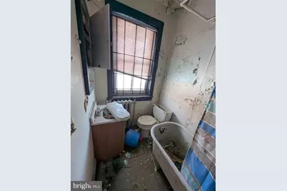 5657 Chew Avenue, Philadelphia, PA 19138 - Photo 19