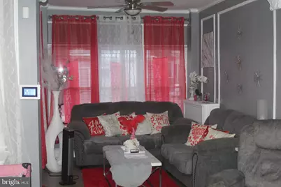 725 W Nedro Avenue, Philadelphia, PA 19120 - Photo 3