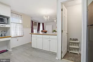 4135 Rhawn St, Philadelphia, PA 19136 - Photo 9