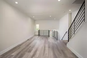 303 Fountain St, Philadelphia, PA 19128 - Photo 5