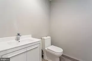 1726 Annin St, Philadelphia, PA 19146 - Photo 23