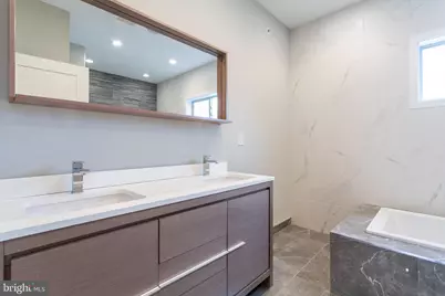 1726 Annin Street, Philadelphia, PA 19146 - Photo 9