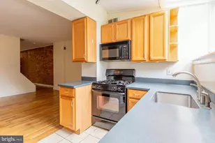 1811 Pemberton St, Philadelphia, PA 19146 - Photo 9