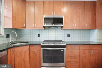 275 S 3rd Street, Philadelphia, PA 19106 - Photo 5