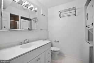 275 S 3rd St, Philadelphia, PA 19106 - Photo 13