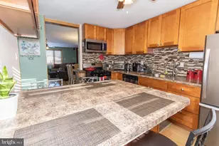 3349 Morning Glory Rd, Philadelphia, PA 19154 - Photo 5