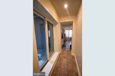 724 S 4th St #2R, Philadelphia, PA 19147 - Photo 17