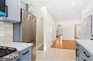 6812 Sprague St, Philadelphia, PA 19119 - Photo 9